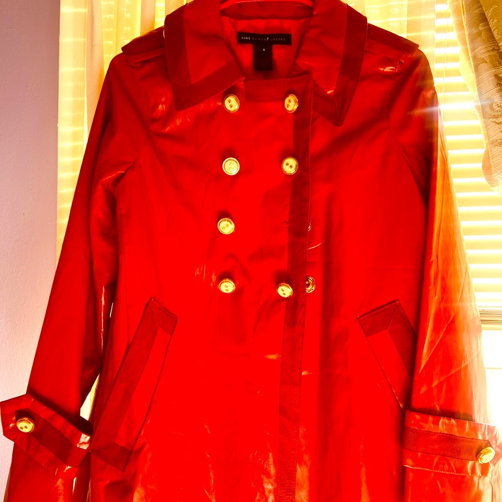 Red chic rain short trench for the on the go girl